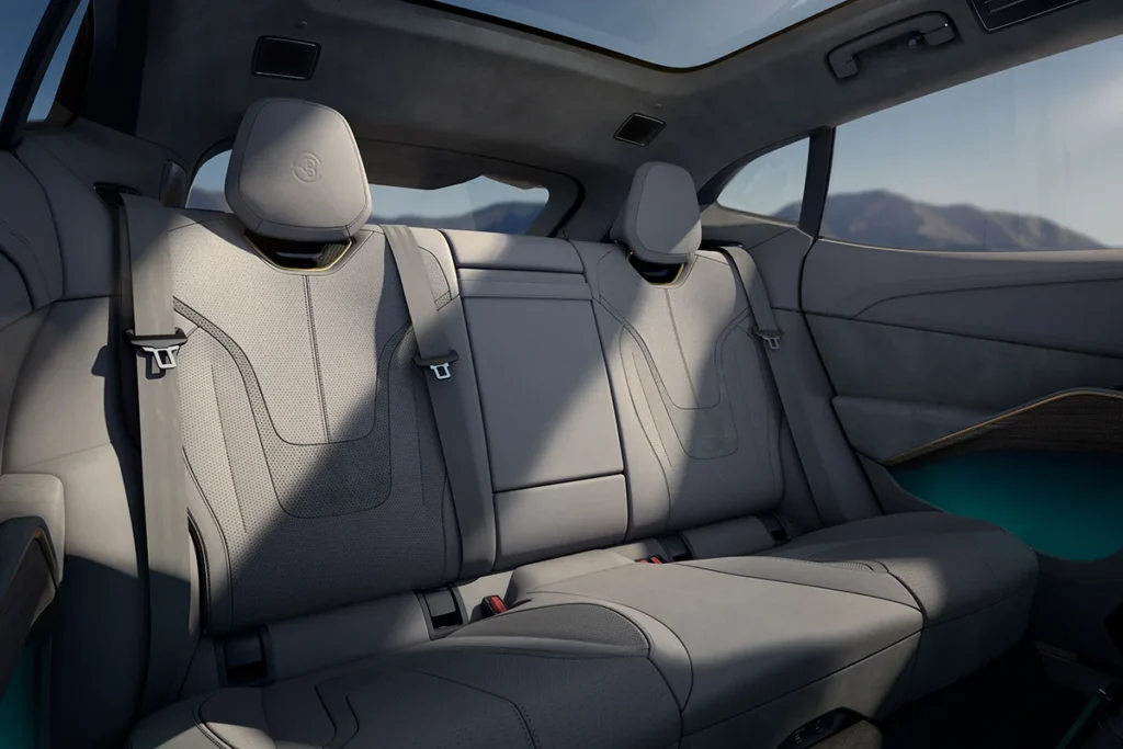 Eletre MY26 overview list content interior highlights premium seats desktop 2